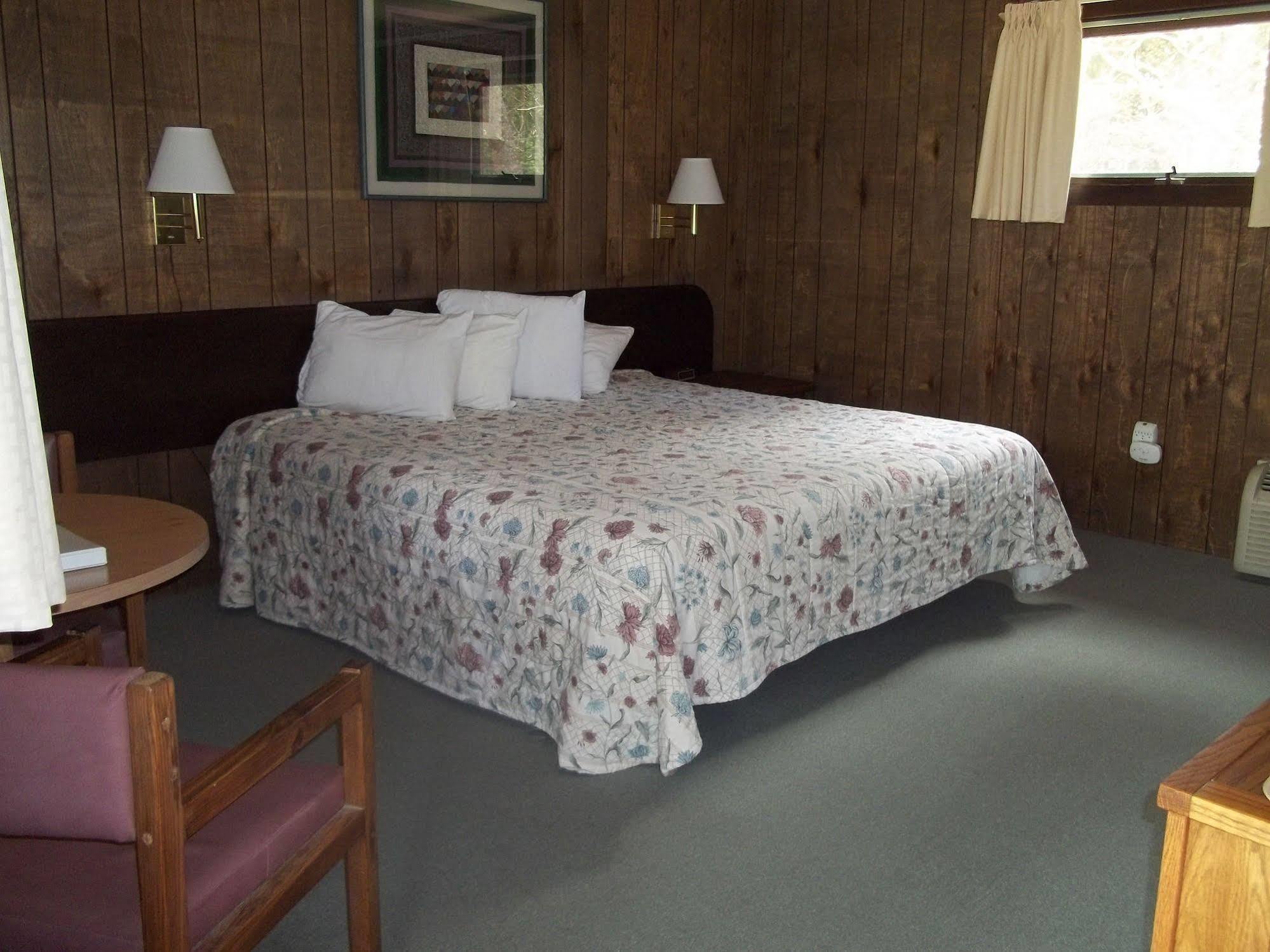 Wiscasset Woods Lodge Экстерьер фото